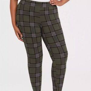 Christmas Torrid High Rise Plaid Leggings Size 1 Green